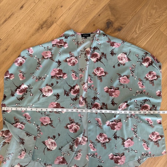 Eclipse Open Cardigan Blouse with Floral Pattern – Size Medium - Picture 4 of 4